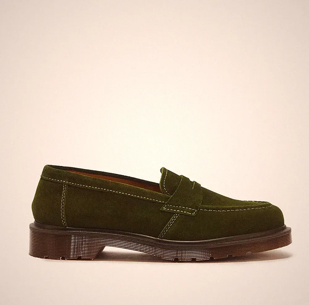 Dr. Martens Delapre Penny Loafer aus Wildleder Grün