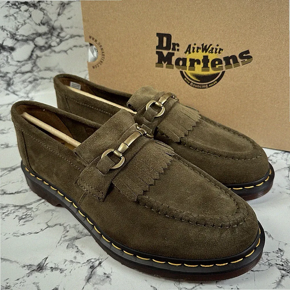 Dr. Martens Olive Green Adrian Snaffle Loafers Suede Size UK10 EU45 Neu mit Karton