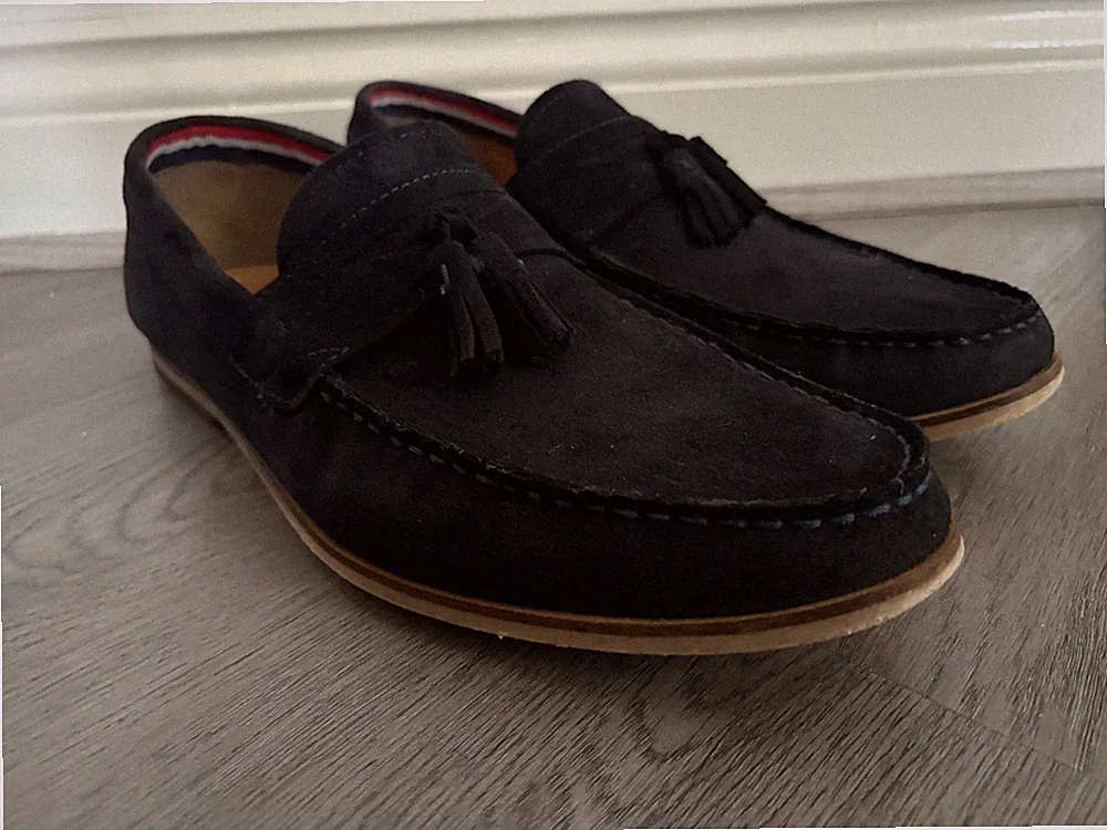 Dune London Herren Dunkelblau Wildleder Quaste Slipper Halbschuhe - Größe UK 11 EU 46