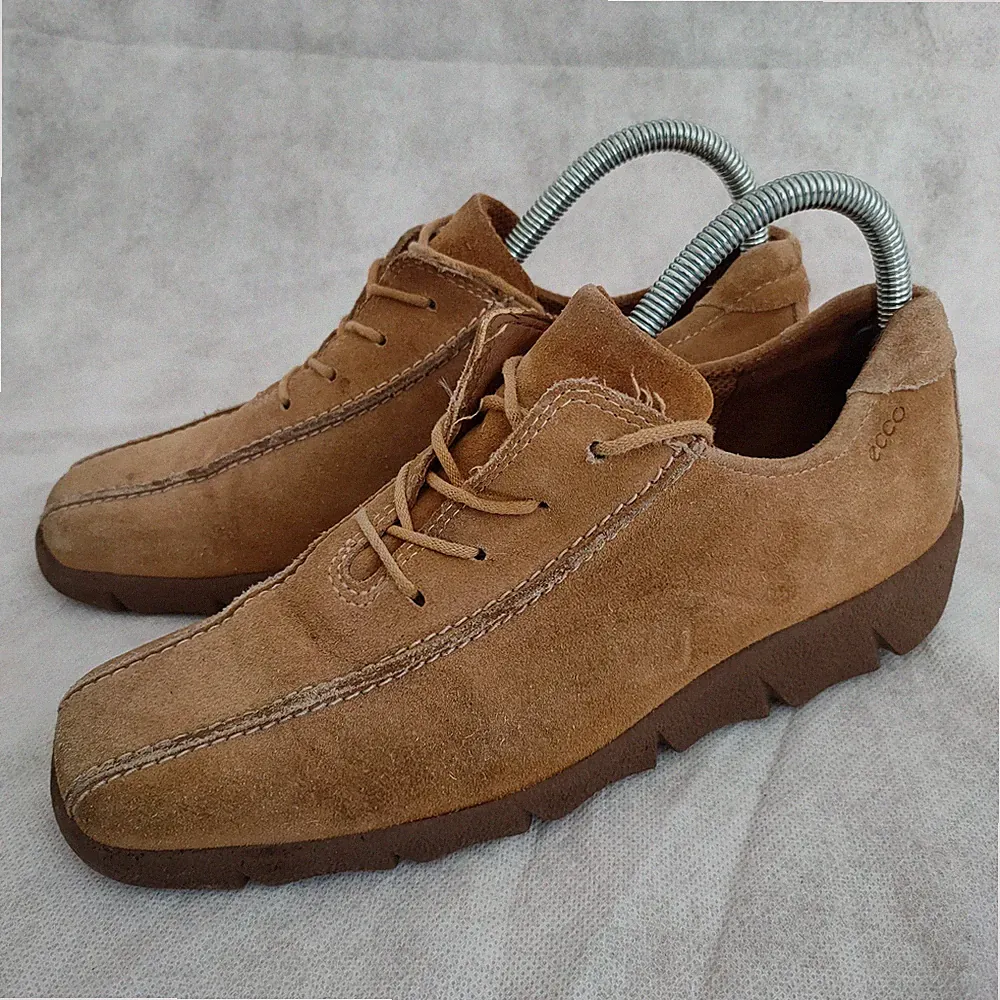 Ecco hellbraune Keilabsatzschuhe UK 6 Schnürschuhe Wildleder 2" bequem pflanzlich gegerbt EU 39