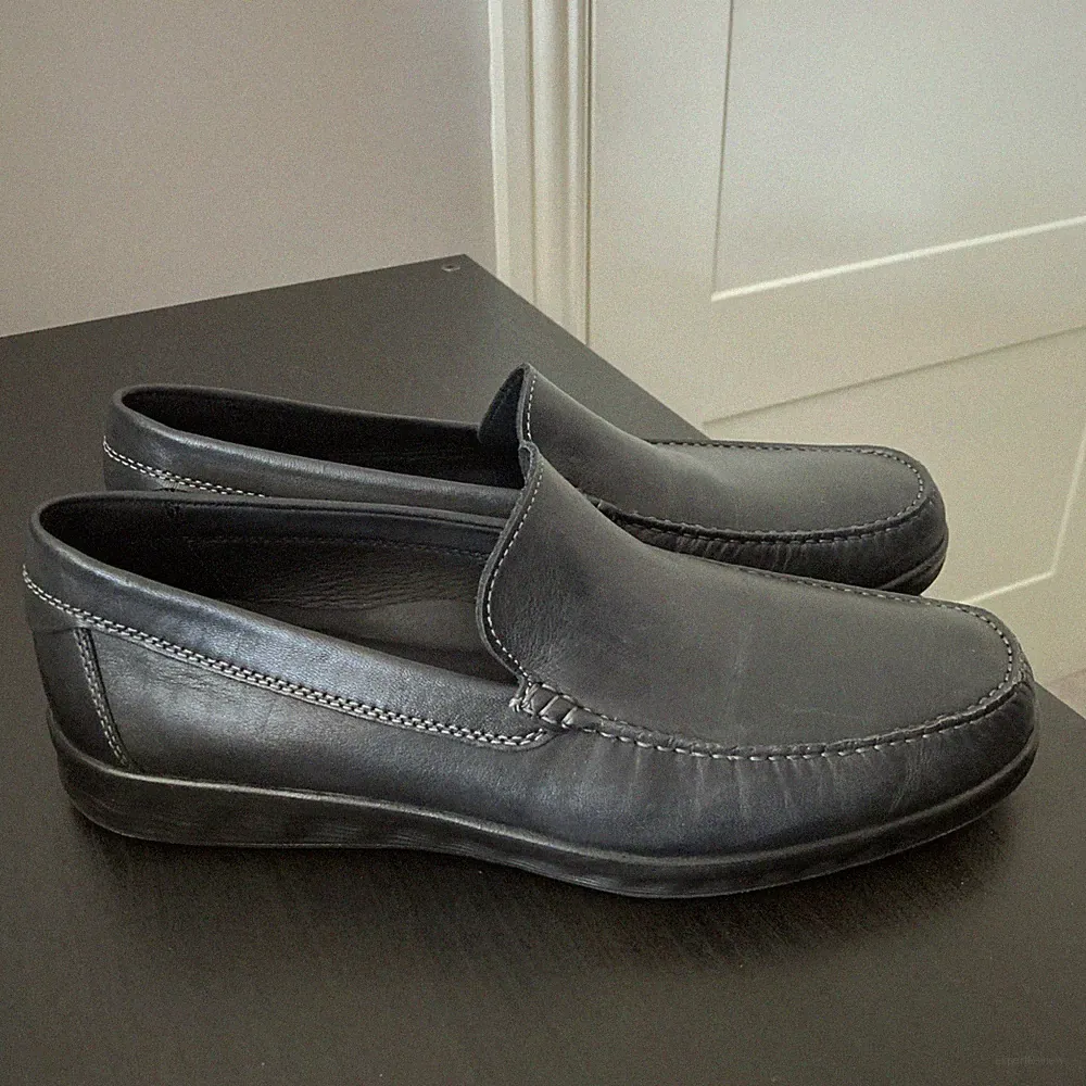 ECCO Herren Halbschuhe Sommer UK Größe 11,5 schwarz Slipper bequem