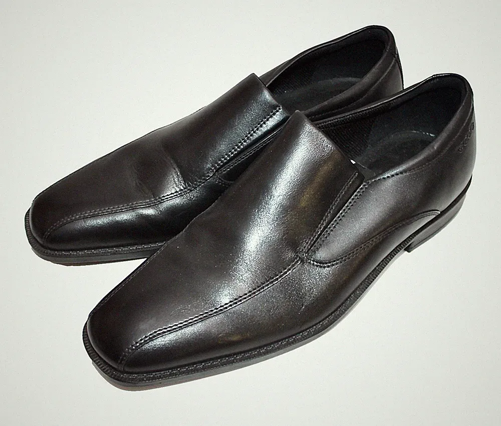 ECCO HERRENSCHUHE SLIPPER LOAFER SCHWARZ EU41 # 122-X #NEUWERTIG !