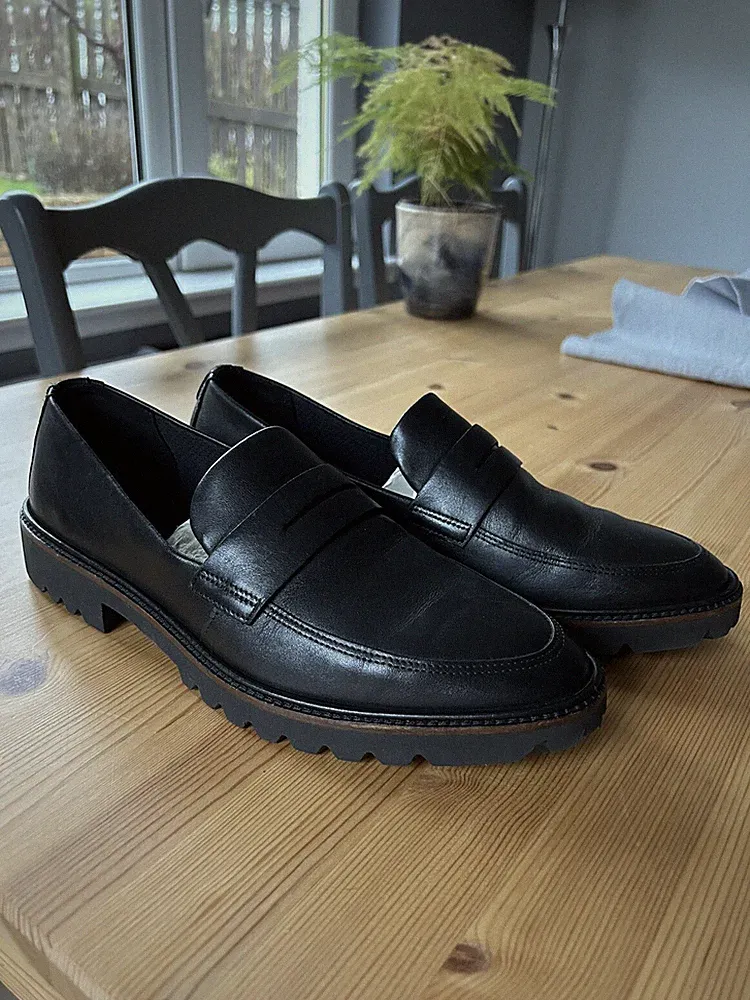 Ecco schwarze Damen Leder Halbschuhe UK6 EU39 einen Tag getragen
