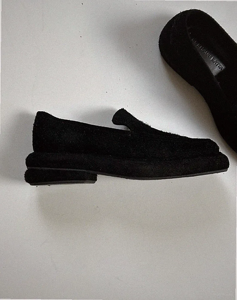 Eckhaus Latta Schwarze Wildleder Loafer Slip-On Schuhe Größe 45 Designer Stück