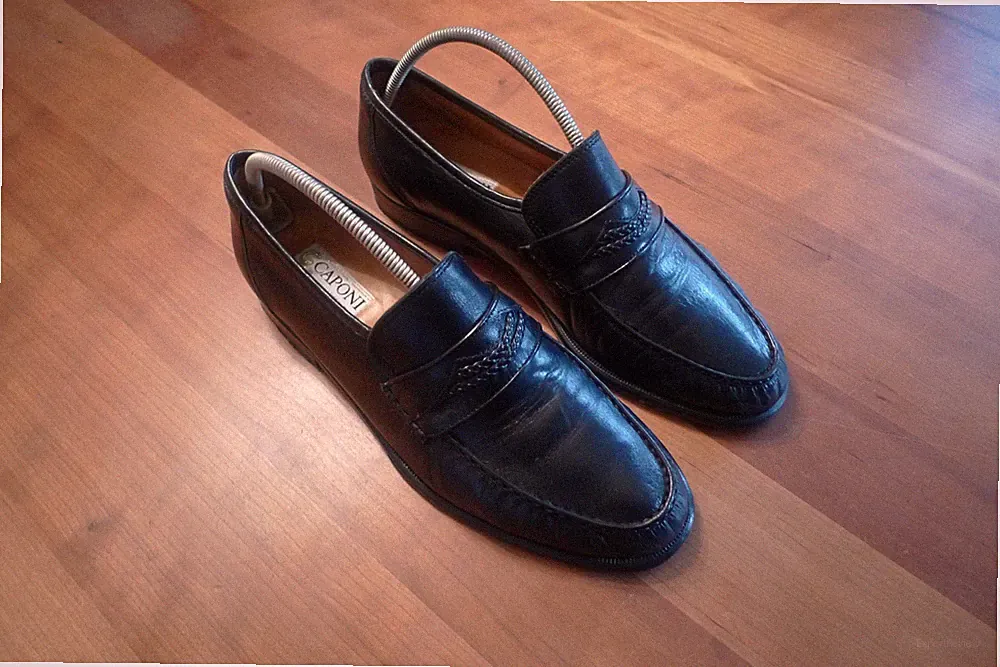 elegante CAPONI Leder-Loafer Slipper Schuhe Halbschuhe Mokassin Gr. 10 (42-42,5)