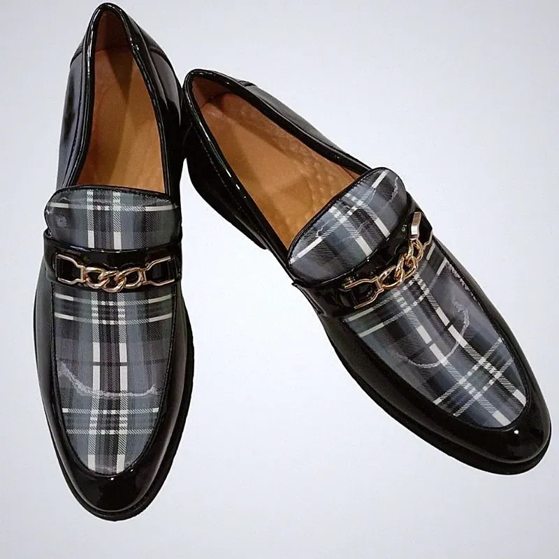 ELEGANTER HERREN HALBSCHUH STESSIL LACK FARBE SCHWARZ MIT GUMMIPARA GR 44 NEU