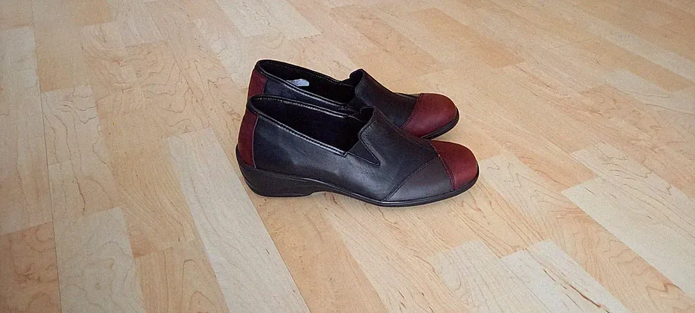 ELENA EDEN bequeme Damen Loafer Slipper-Schuhe Gr. 41 Weite H Leder NEUWERTIG