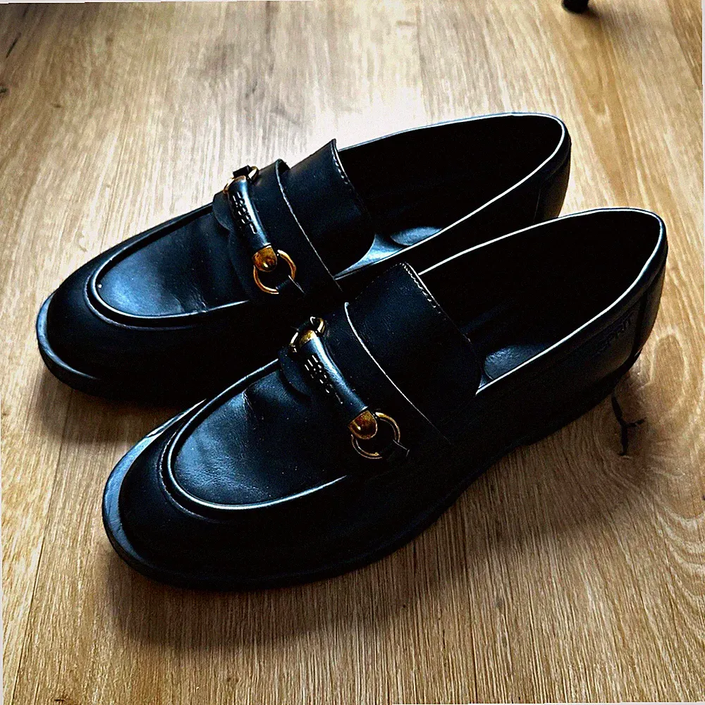Esprit Damen Loafer Slip-On Schwarz EU 38 Kunstleder mit Schnalle