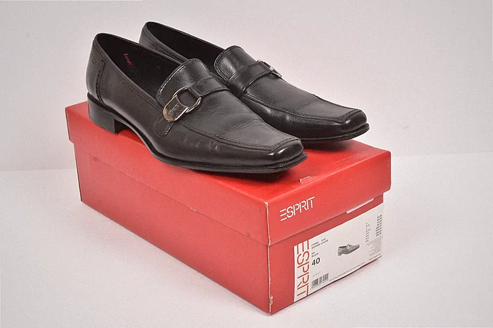 Esprit Sesame Loafer Halbschuh Schwarz Leder Gr.40 Gebraucht