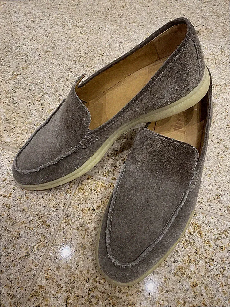 Grau Halbschuh