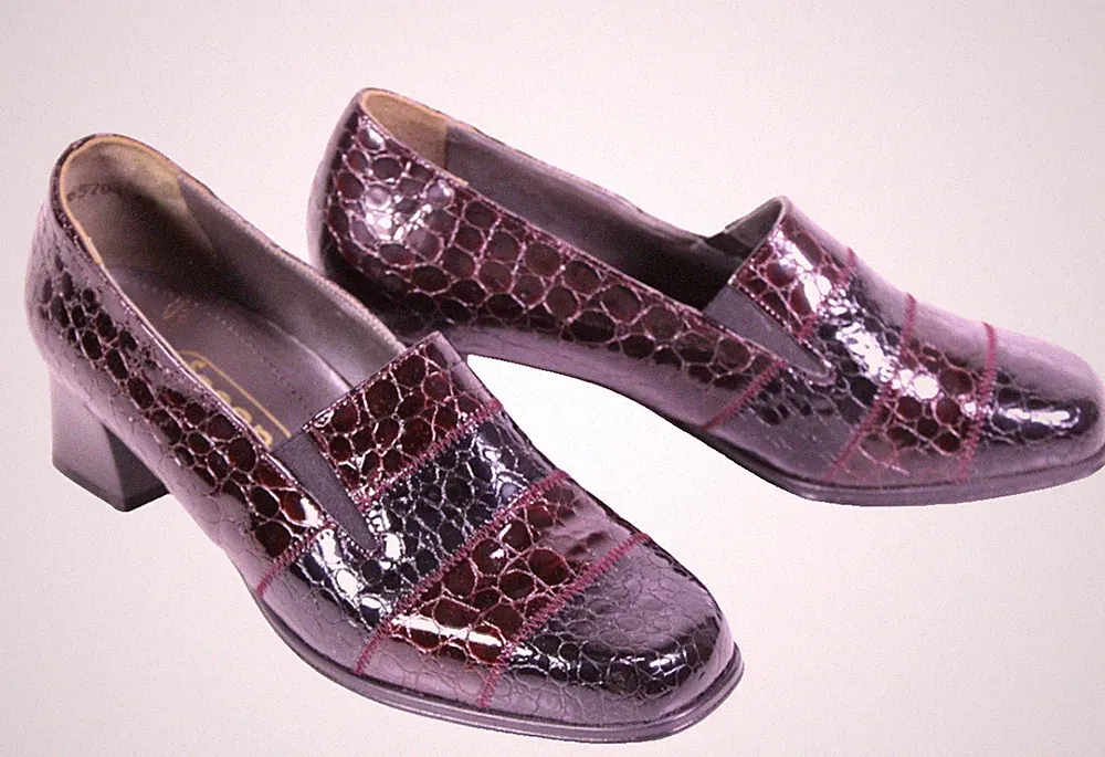 Fasan Slipper Loafer Pumps Damen Schuhe Lackleder bordeaux Kroko Gr. 37,5 CR79