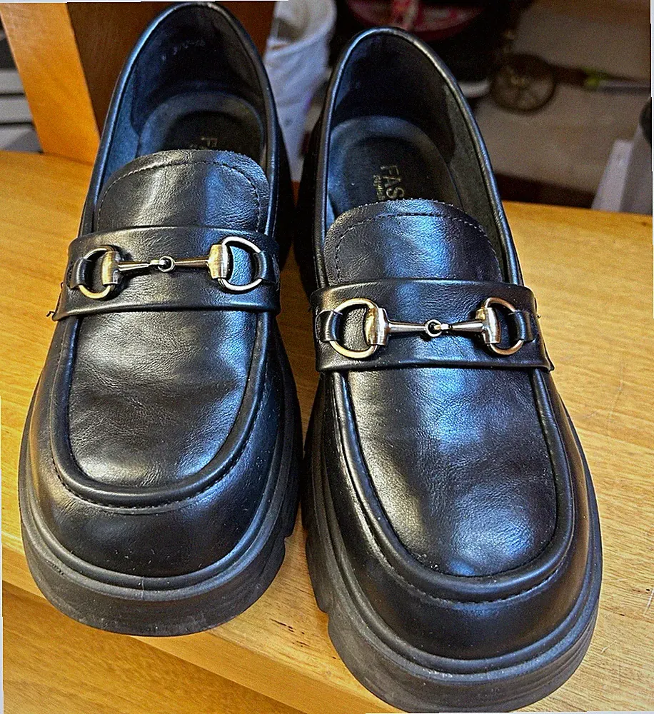 Fashion Damen Loafer Slipper schwarz Leder Schnalle gepolstert EU 38