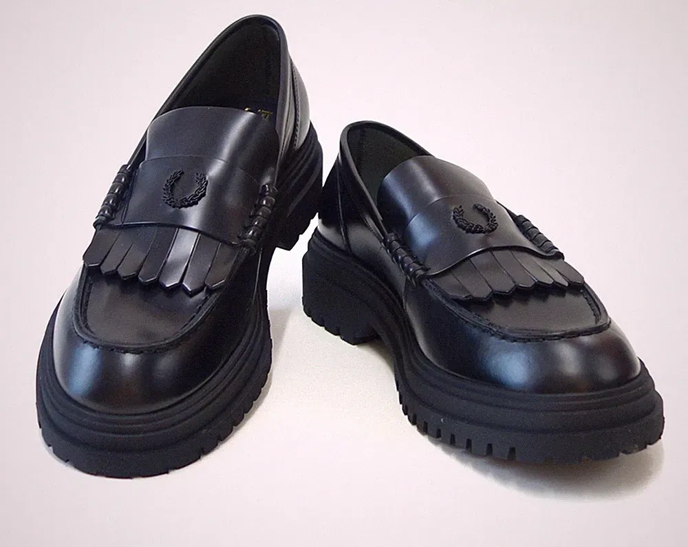 FRED PERRY HALBSCHUH SCHWARZ LEDER B5316 102 NEU MIT KARTON
