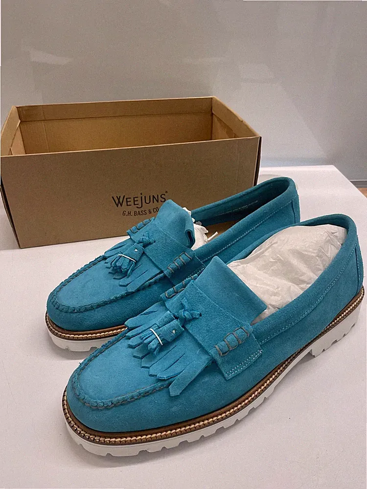 G H Bass & Co Weejuns 90s Layton II Halbschuhe Gr. 12 hellblau Wildleder UVP 200£