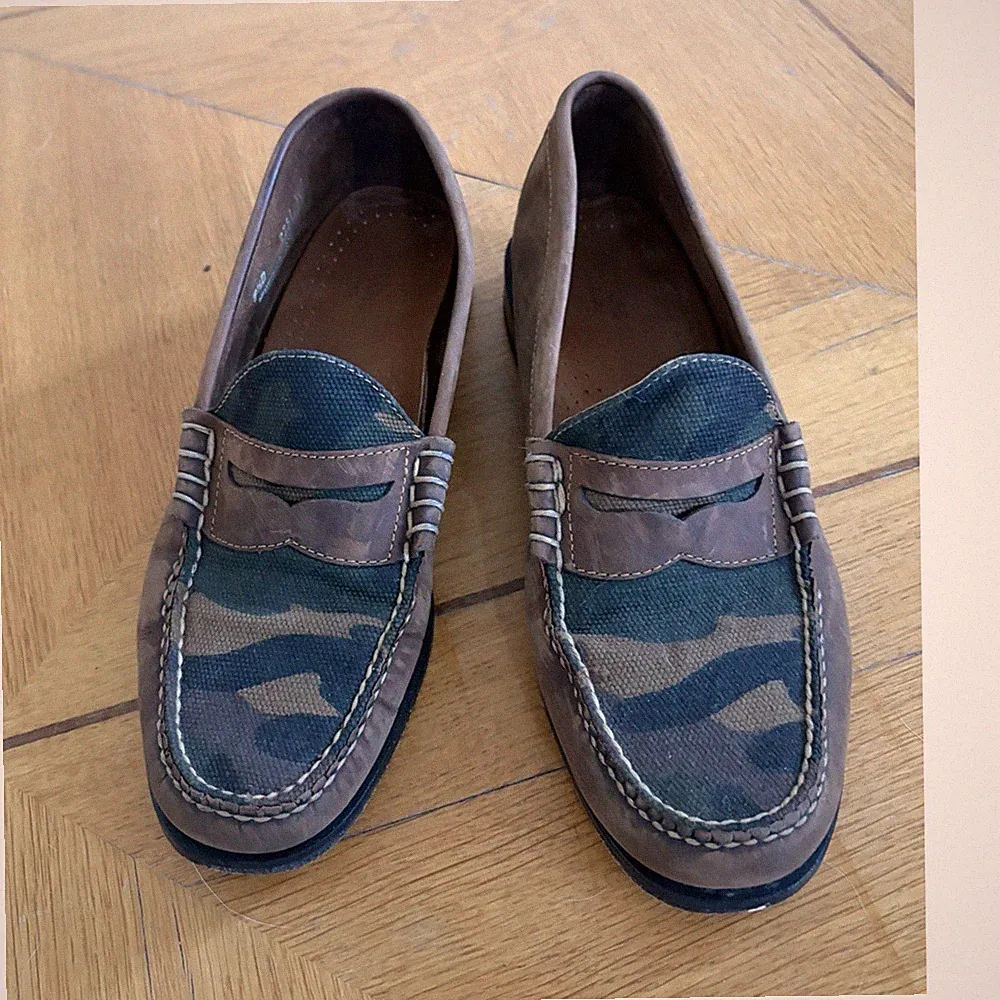 G.H. Bass & Co. Weejuns Penny Loafers Camouflage Leder EU 43 Braun Grün