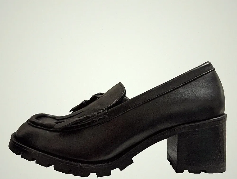 G.H.Bass Weejuns Estelle Brogue Tassel Loafers Damen UK 4 US 6 EU 37 REF H129+
