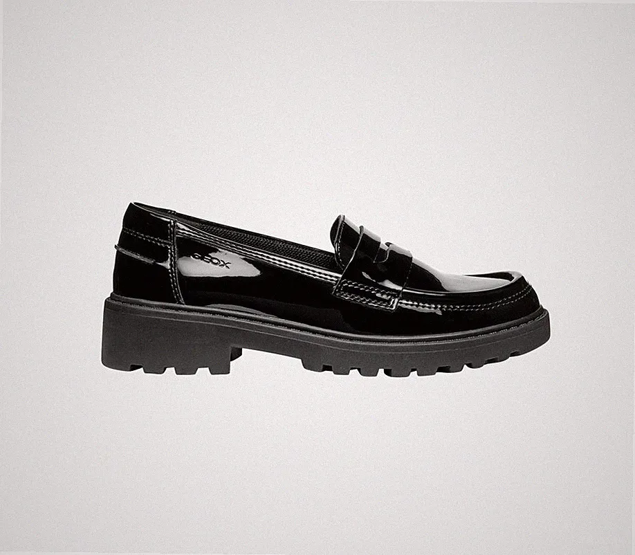 Geox Casey Loafer Mädchen Schulschuhe in Schwarz Lack (J3620C)