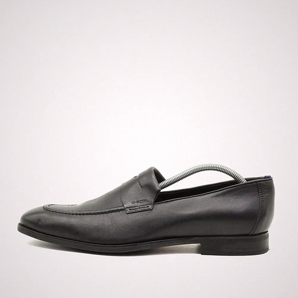 Geox Damen U44P4F Slipper Schwarz Leder Low-Top Respira Business EU 39