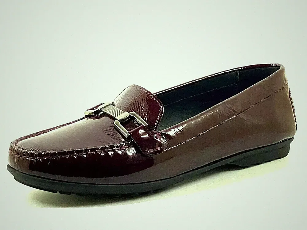 Geox Elidia Damenschuhe UK 7,5 bordeauxrot Lackleder Slipper Loafer flache Schuhe