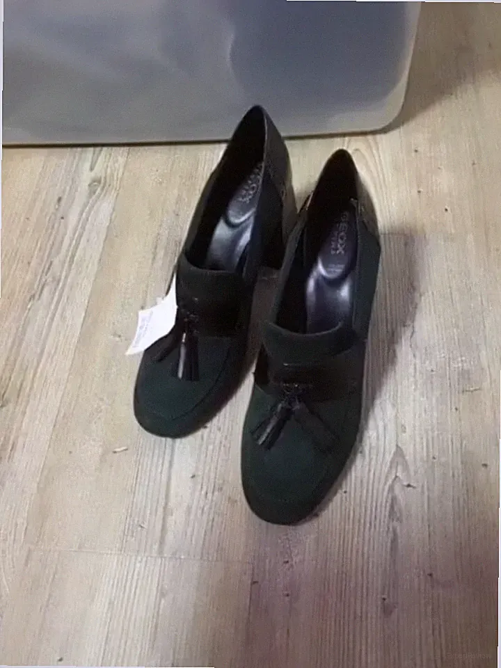 GEOX Loafer Wildleder Größe 40 grün Neu