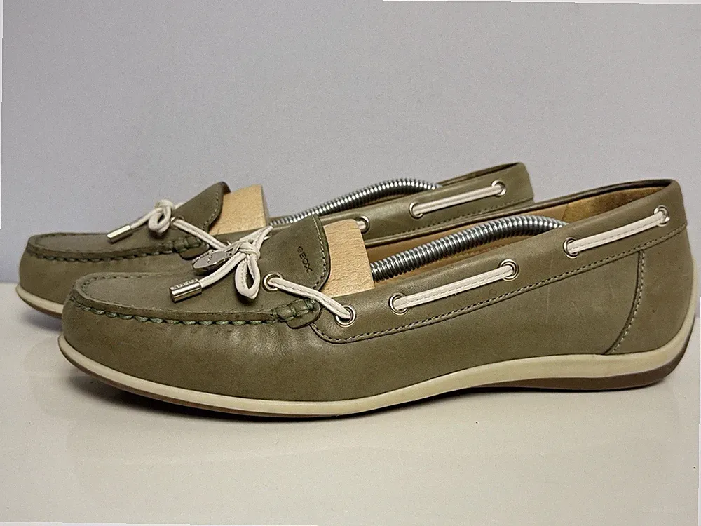 Geox Mokassins Ballerinas Gr 41 Loafer Slipper Boots Schuhe Leder Oliv Grün