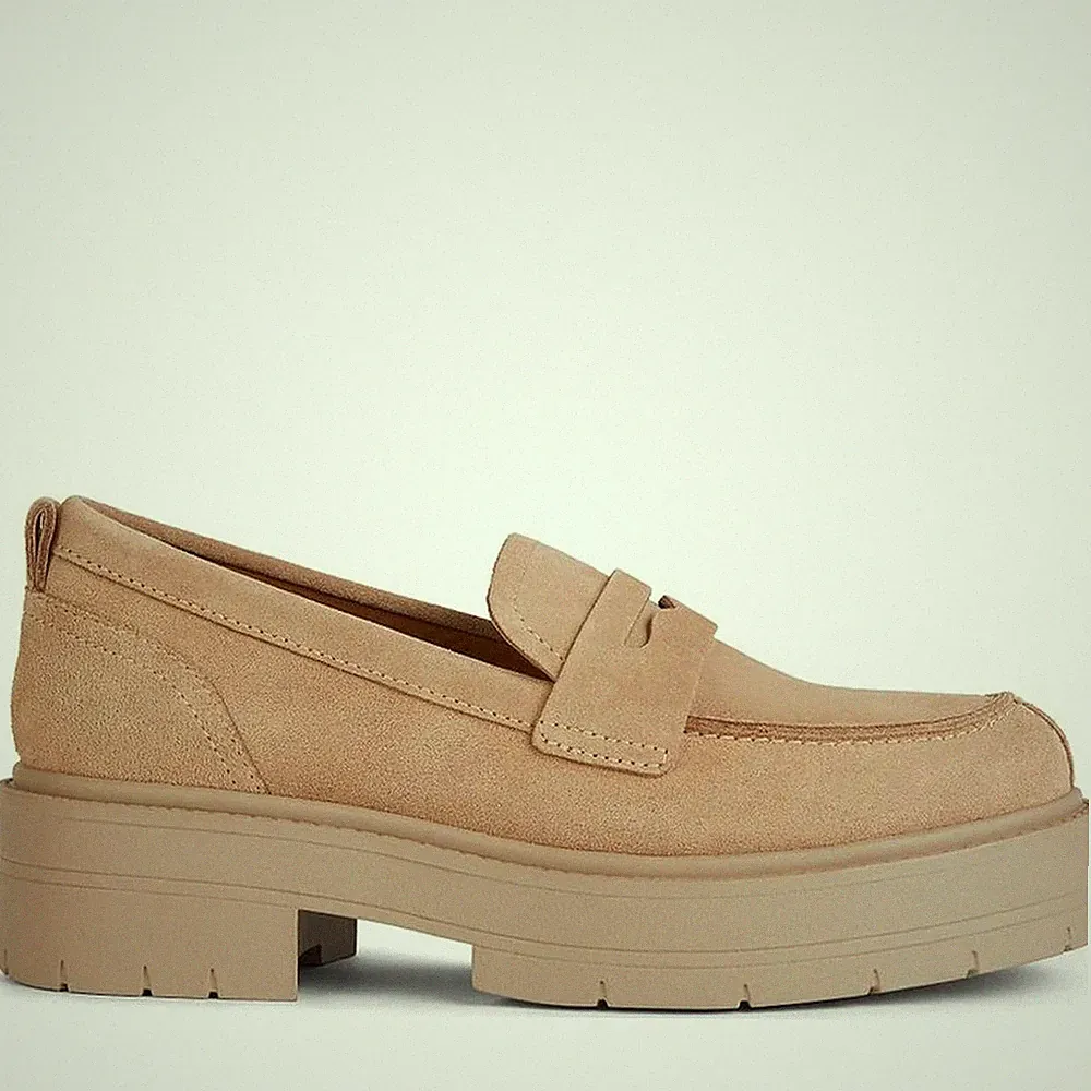 Geox Spherica EC7 Damen Beige Leder Loafer Freizeit D36VDI00022C8191