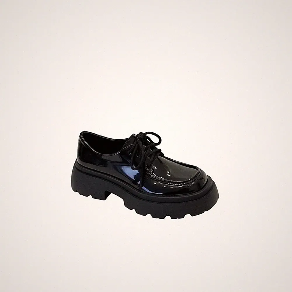Glänzendes Leder Loafer, Schwarz, Damen, Britisches Design, 2025