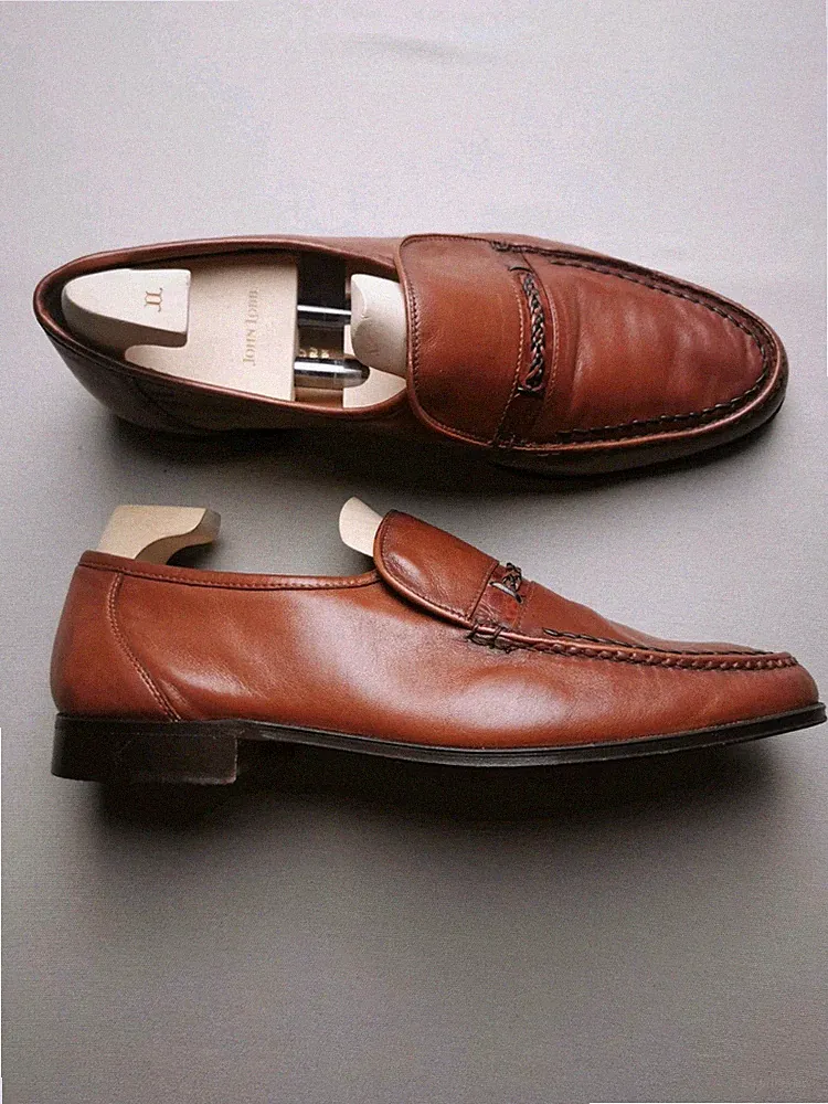 Grenson Herren Größe UK 10,5 FX echte Mokassins Leder Slipper Halbschuh Schuh sehr guter Zustand braun