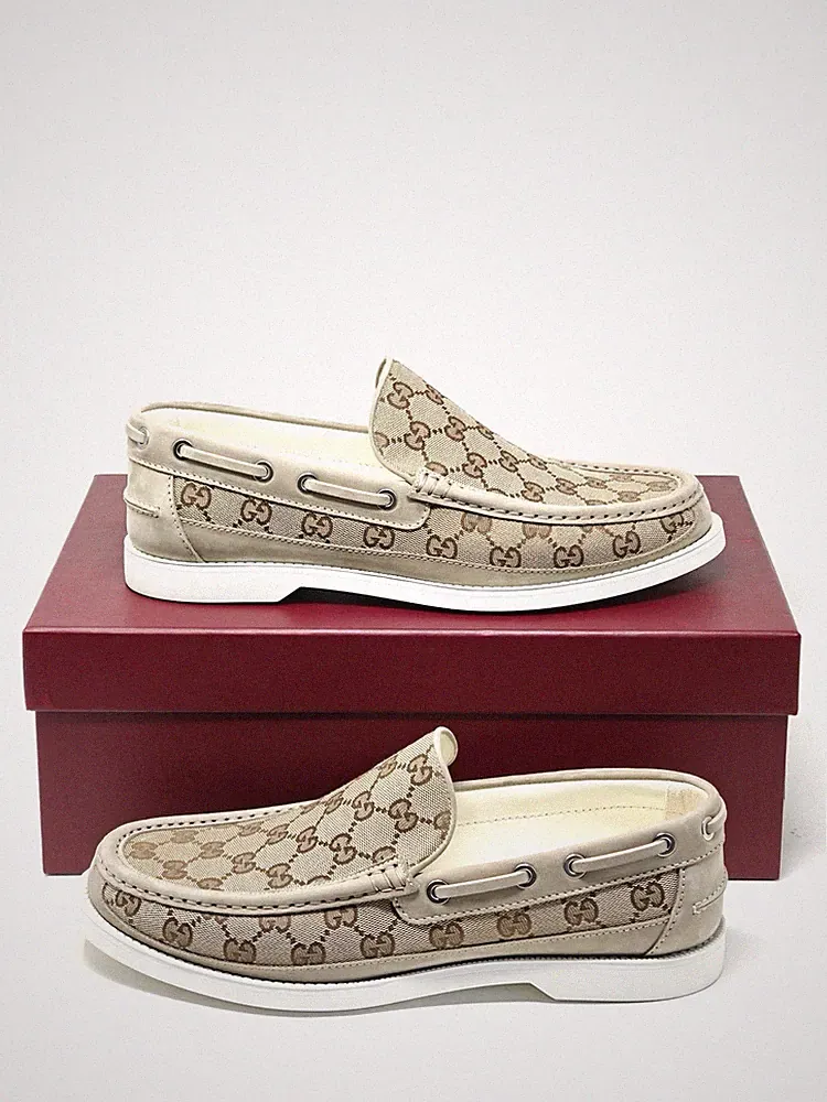 Gucci Bootshalbschuhe GG Sommerschuhe Beige Slipper UK 10 US 10,5 EUR 44 17623E