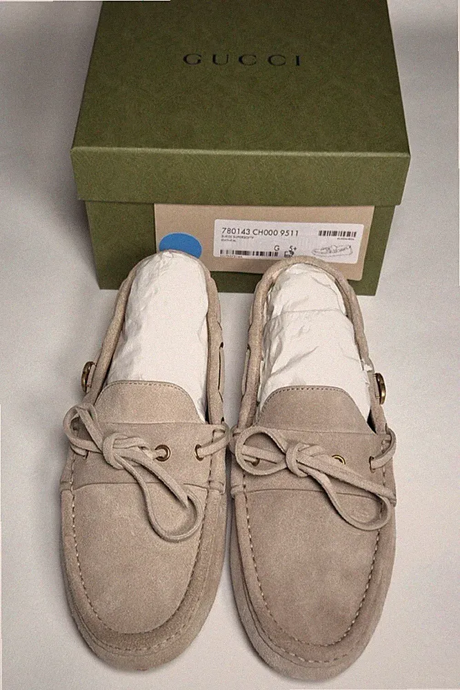 GUCCI Interlocking G Driving Loafers Oatmeal Suede Made in Italy EU 39.5 /UK 5.5