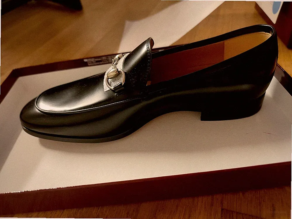 Gucci Jordaan schwarze Leder Halbschuhe mit Klemme - Größe 9 UK / 43 DE (Neu)