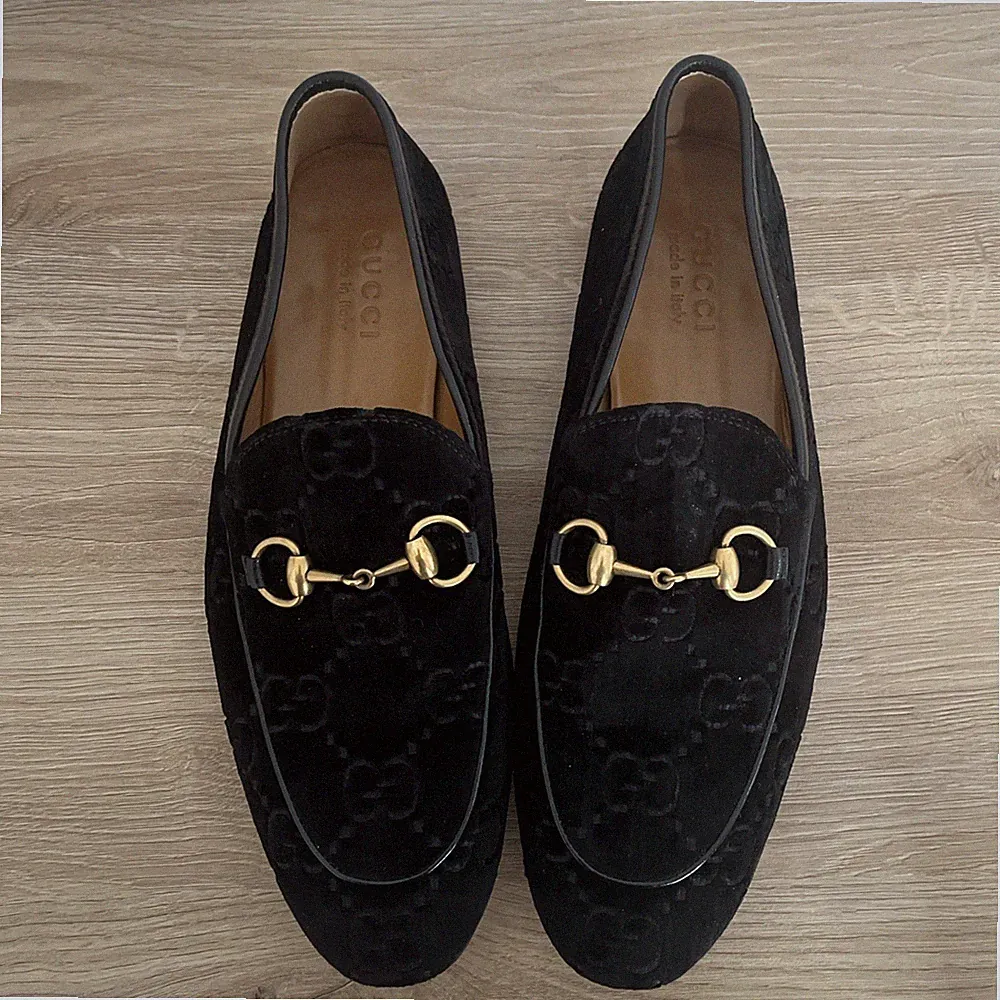 Gucci Original GG Halbschuhe aus schwarzem Samt - Größe 42,5 (81/2) Made in Italy