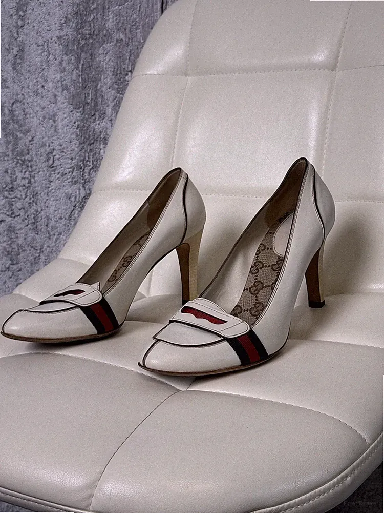 Gucci Weiß Leder Lifford Penny Loafer Pumps Web Streifen Absätze GG Monogramm