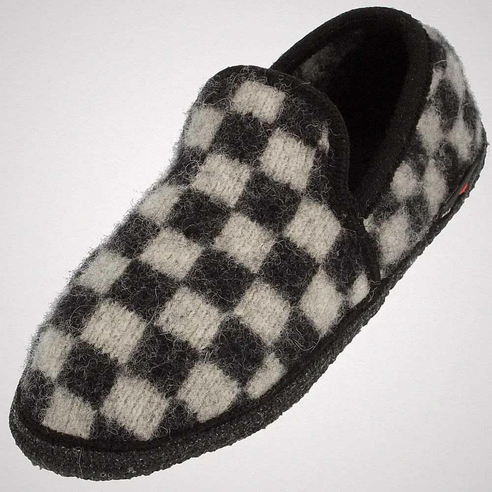 Haflinger Loafer Chess Slipper aus reinem Wollfilz
