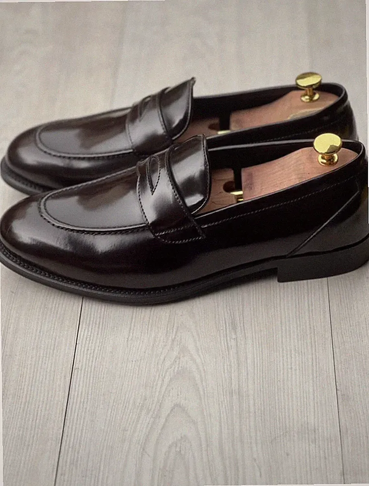 Handgefertigte, braune Herren aus Loafer Cordovan-Kalbsleder Gr.39