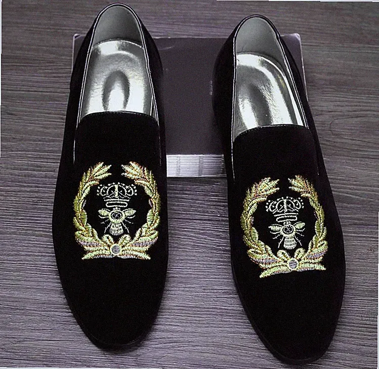 Handgefertigte Herren Schwarz Samt Leder Slipper Halbschuh Elegant Bestickt Party Schuhe