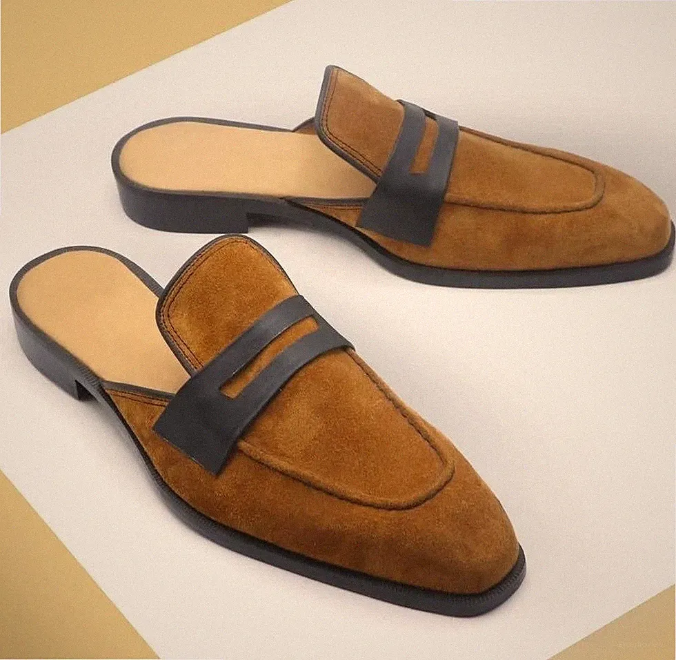 Handgefertigte neue Leder-Pantoletten Halbschuhe, braune Wildleder-Slipper, gepolsterte Innensohle UK