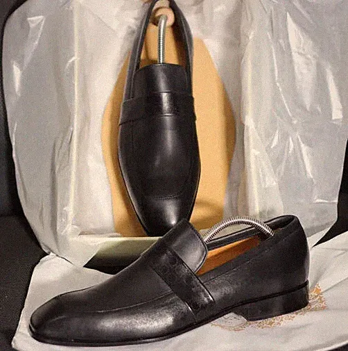 Handgekleideter Schuh nach Maß, Mokassin Mokassin Leder schwarz