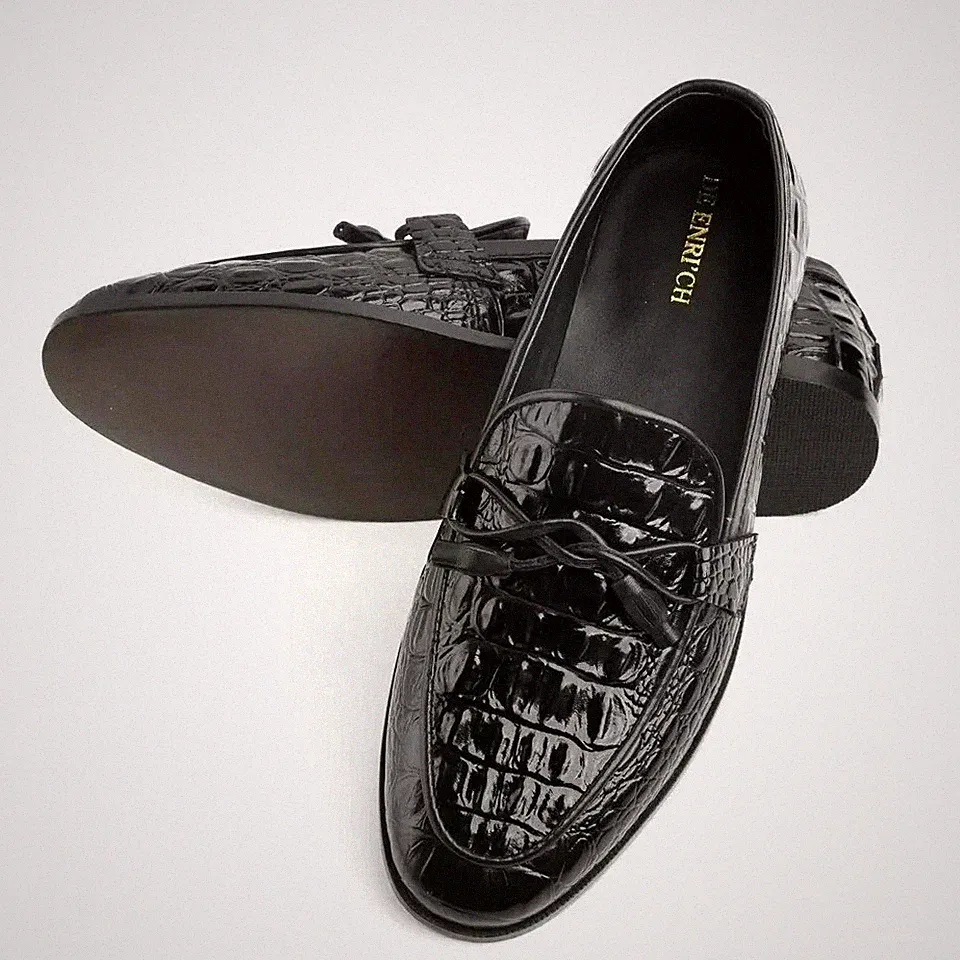 Handmade men Black crocodile moccasin, leather dress loafer shoes for men