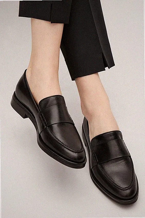 Handmade Men Black leather penny loafer, Men leather moccasins, Men dress sho
