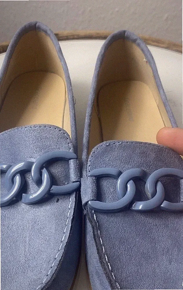 hellblaue Loafer Graceland imitates Veloursleder dekoratives Kettendetail Gr. 39