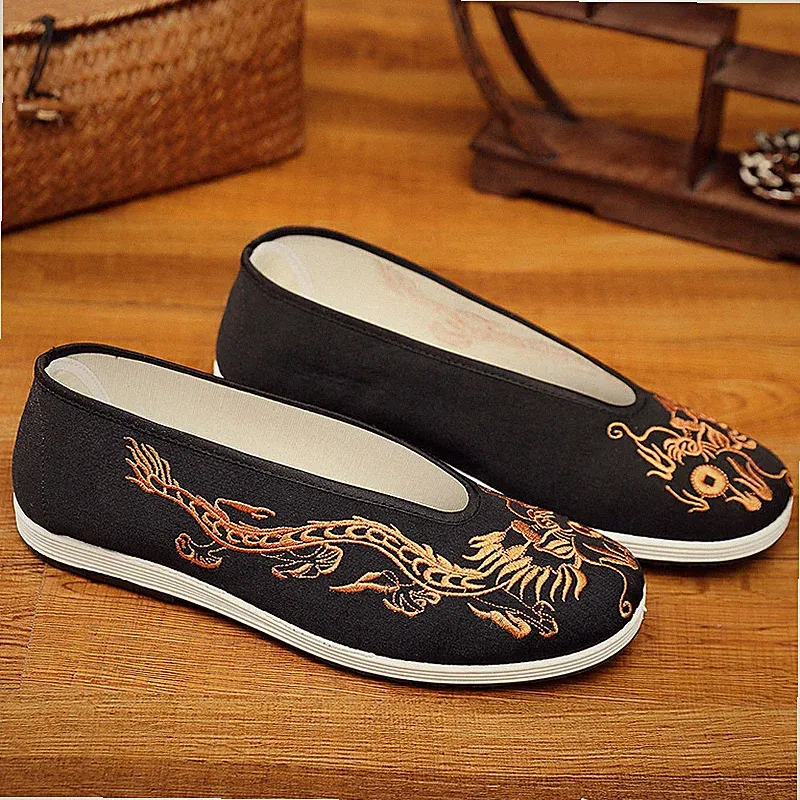Herren Chinesische Schuhe Slip On Loafer Drachen Stickerei Tai Chi Retro
