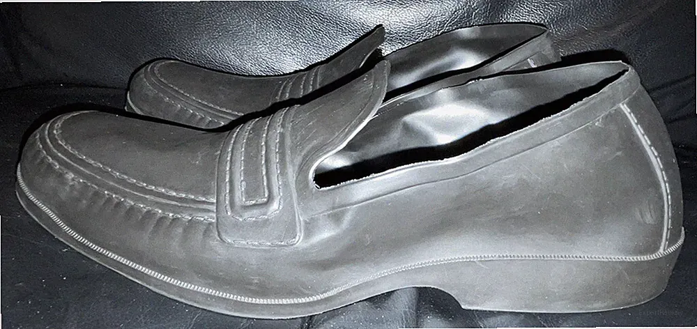 HERREN GRÖSSE 15 SCHWARZ FLEXIBLE GUMMIBEUTEL HALBSCHUHE INNENSOHLE CA. 32,3 CM