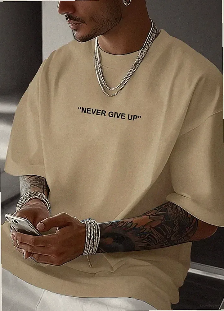 Herren Oversize Shirt Never give up coole Streetwear Mode Fashion Lifestyle