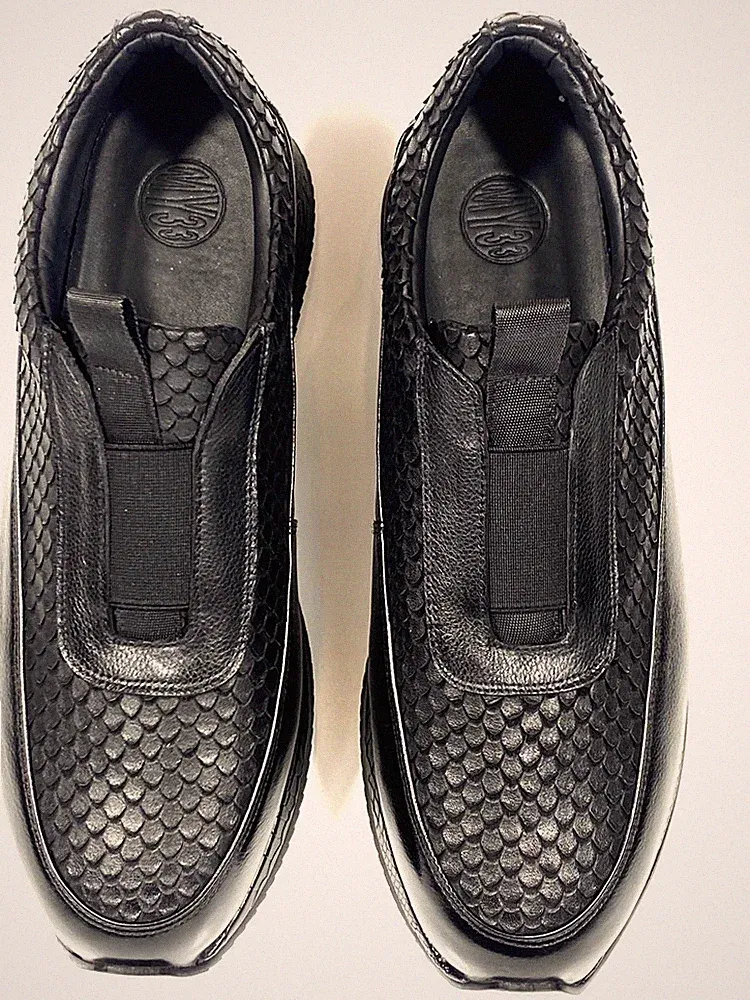 Schwarz Sportschuh
