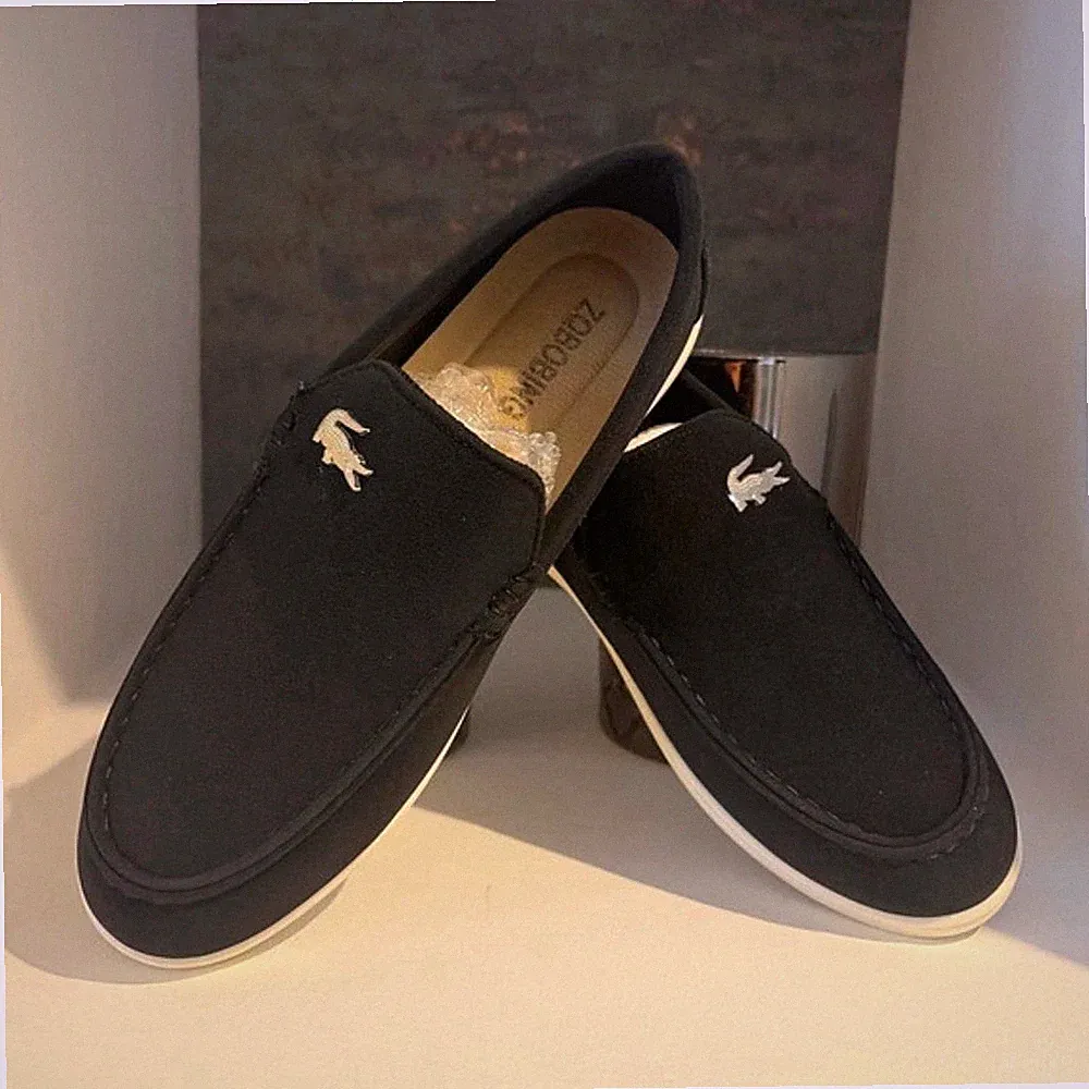 Herren Slipper Slip-On Freizeitschuh Schwarz Logo EU 43 Synthetik Rund