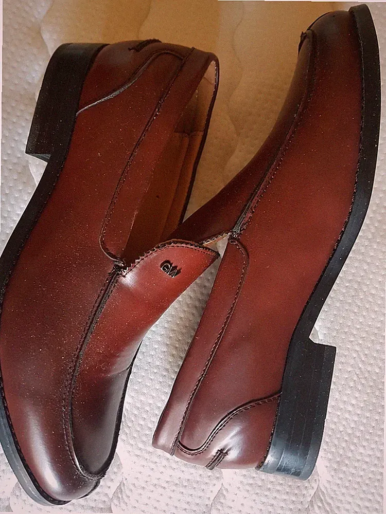Herrenschuhe 42, braune neuwertige loafer, ital.Design, leder