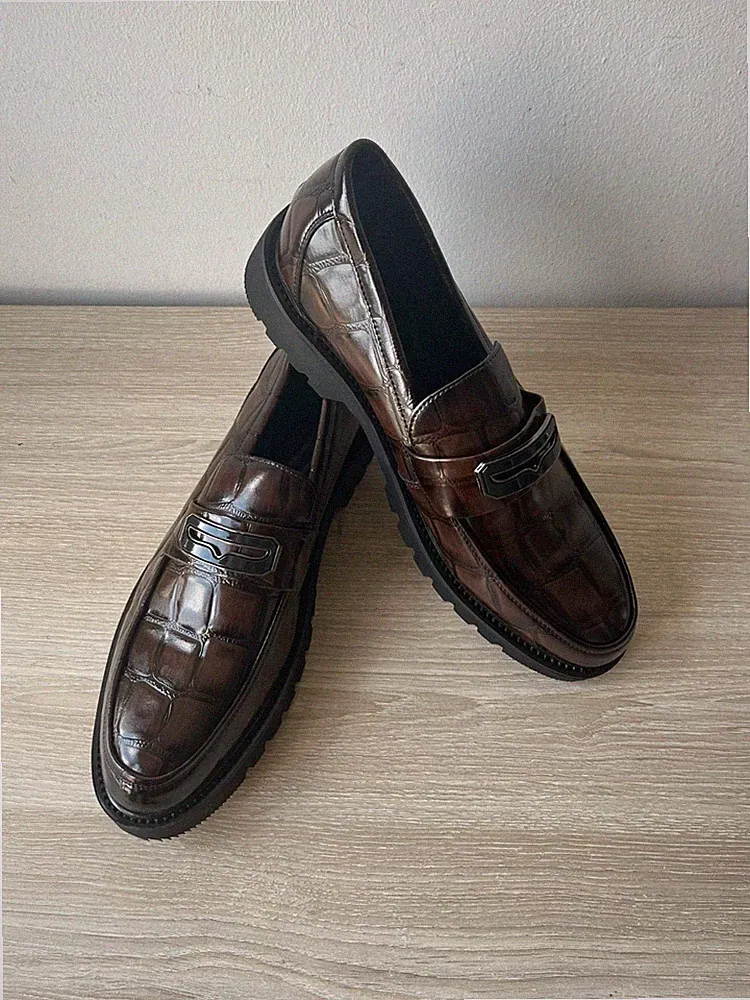 Herrenschuhe Neu 44 | Halbschuhe Leder dunkelbraun | Eleganter Kroko-Effekt