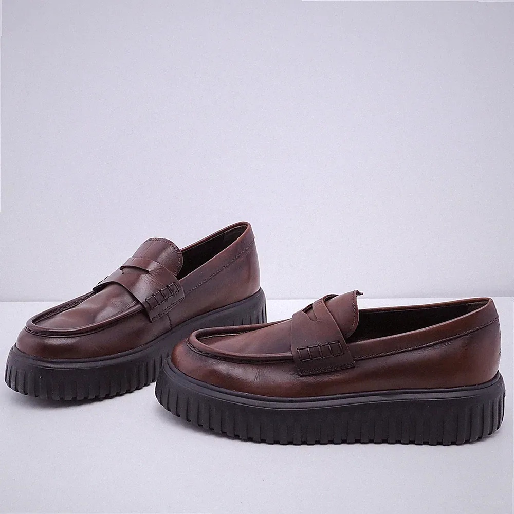 40 Sportschuh