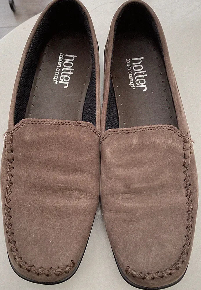 HOTTER braune flache Slipper Retro-Schuhe aus Nubukleder Größe UK 4,5